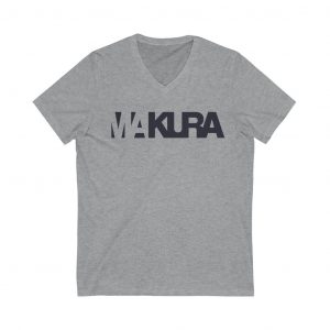 MAKURA V-Neck Black